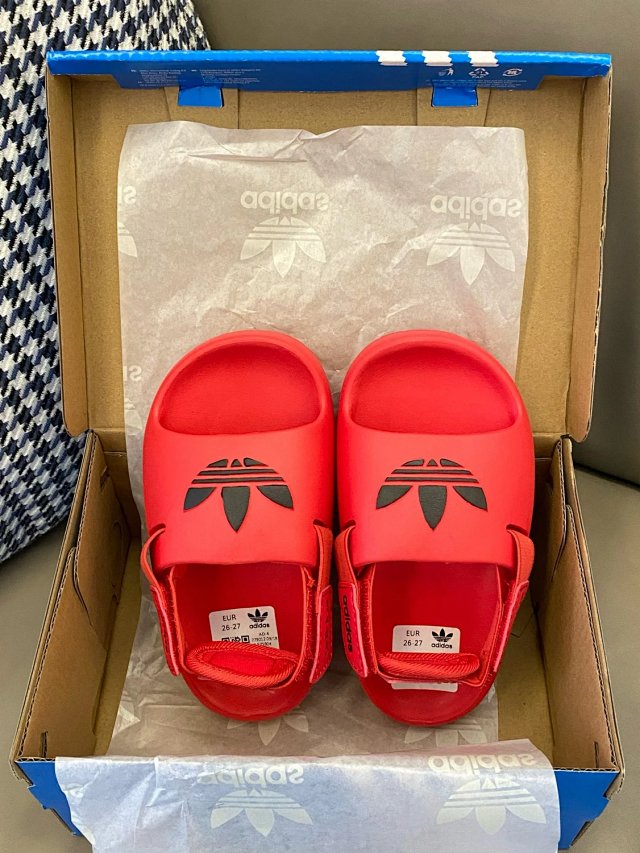 Adidas Children's Slippers Shoes: seller detail photo 11