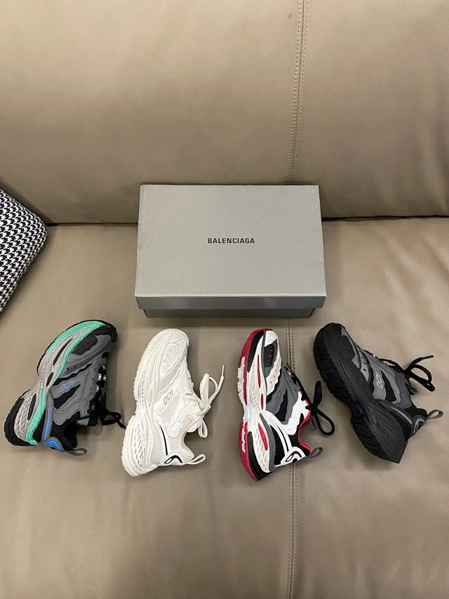 Balenciaga 16XL children's shoes: seller detail photo 6