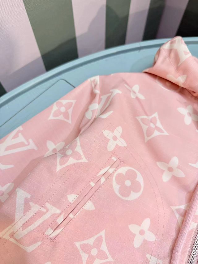 LV Louis Vuitton Children’s Set: seller detail photo 6