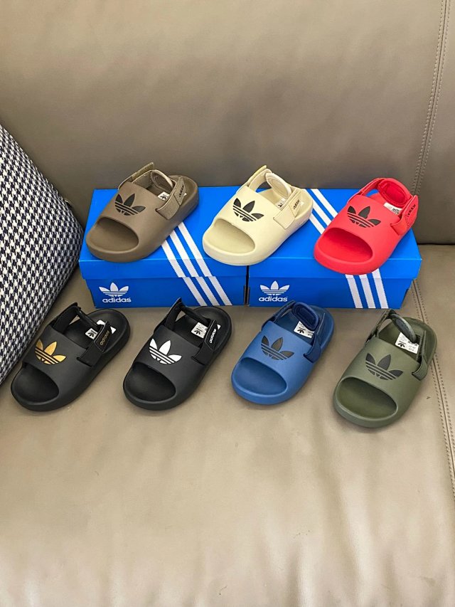 Adidas Children's Slippers Shoes: seller detail photo 14