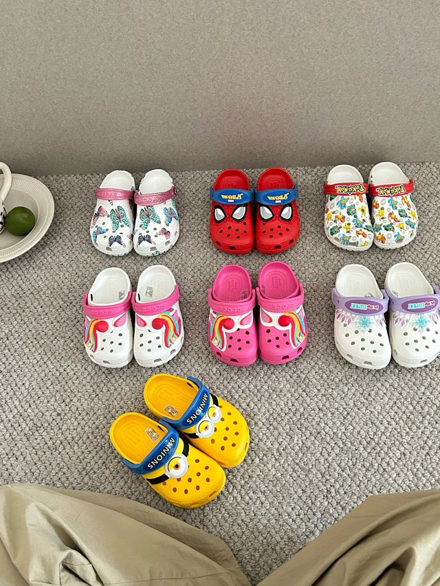 Crocs Children's Slippers Shoes: seller detail photo 1
