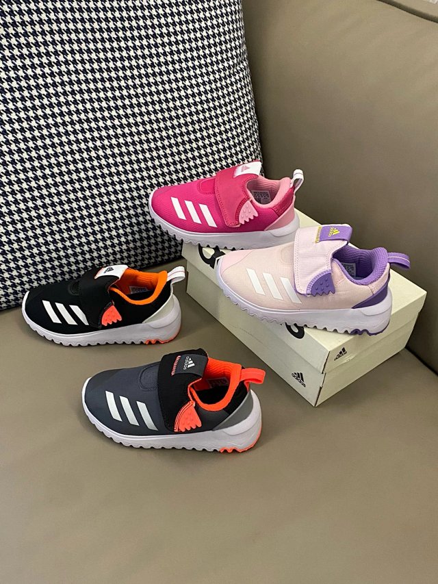 Adidas Children's Shoes: seller detail photo 9