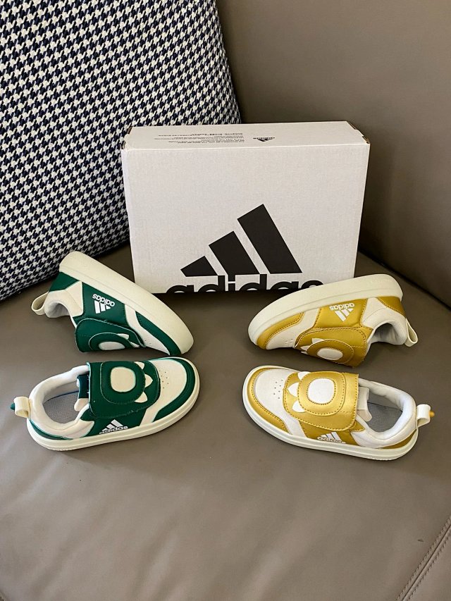 Adidas Children's Shoes: seller detail photo 4