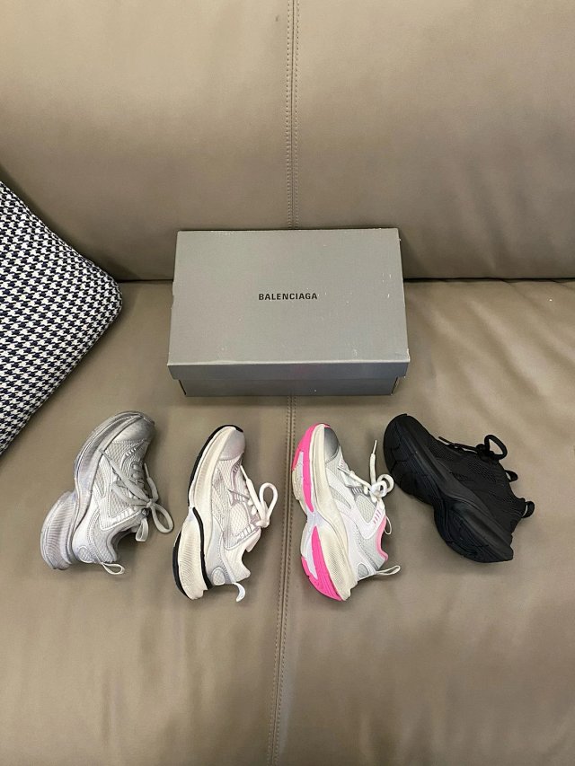 Balenciaga children's shoes: seller detail photo 6