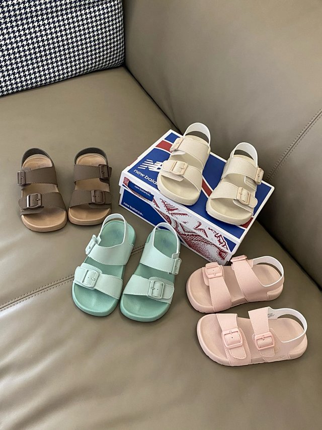 New Balance children's Slippers Shoes: seller detail photo 12
