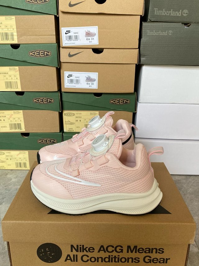 Nike Children's Shoes: seller detail photo 14