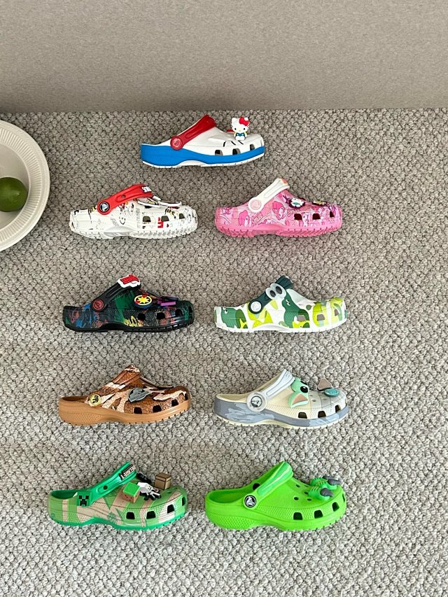 Crocs Children's Slippers Shoes: seller detail photo 4