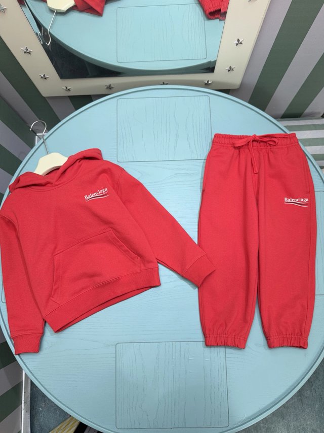 Balenciaga Children's Set: seller detail photo 4
