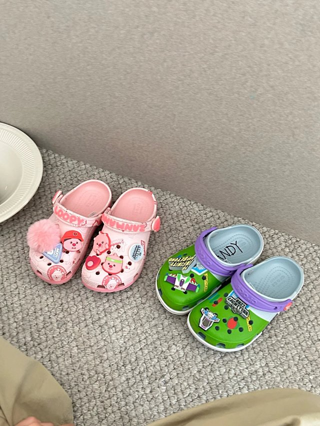 Crocs Children's Slippers Shoes: seller detail photo 1