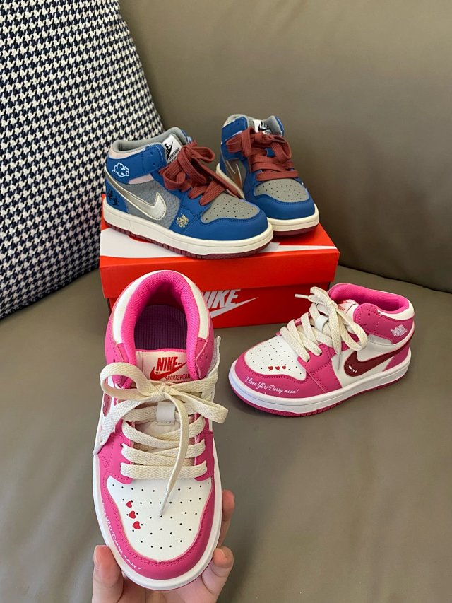 Nike Jordan1 children's Shoes: seller detail photo 3