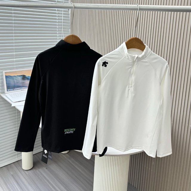 Descente Children‘s Hoodie: seller detail photo 1