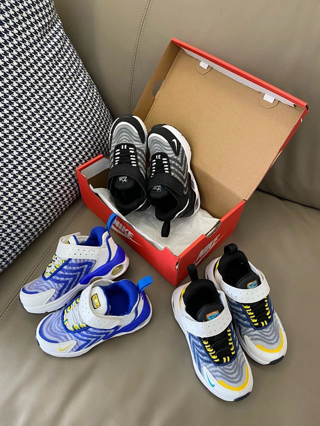 Nike children's Shoes: seller detail photo 4