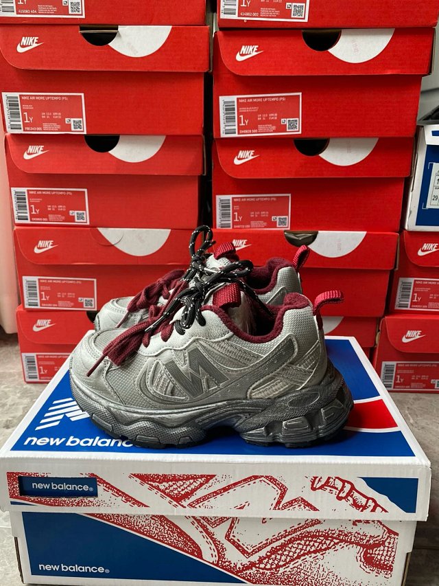 New Balance 530 children's Shoes: seller detail photo 14