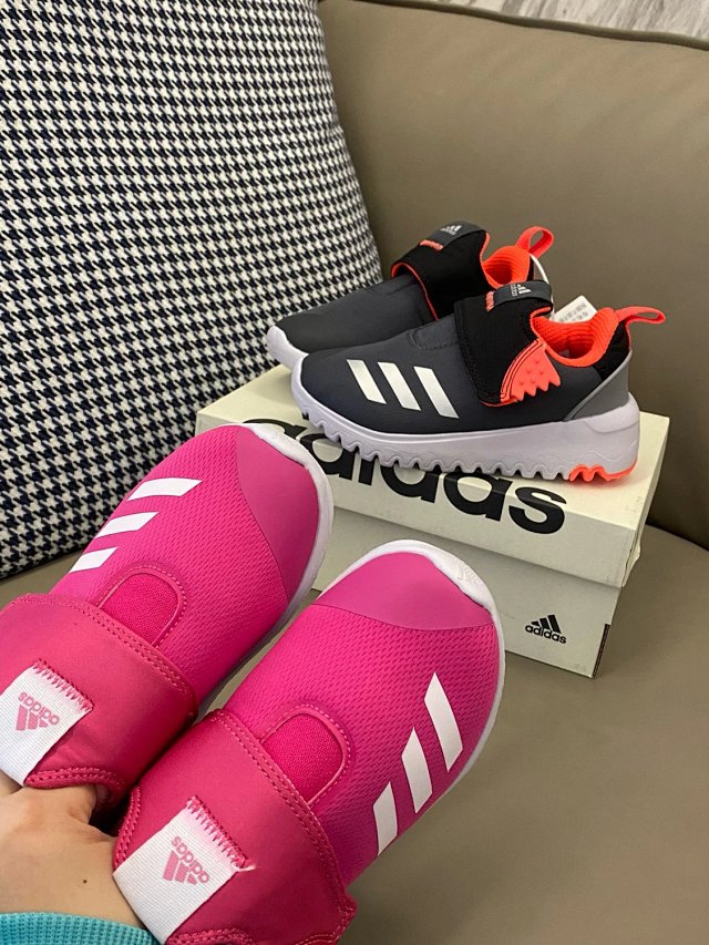 Adidas Children's Shoes: seller detail photo 8