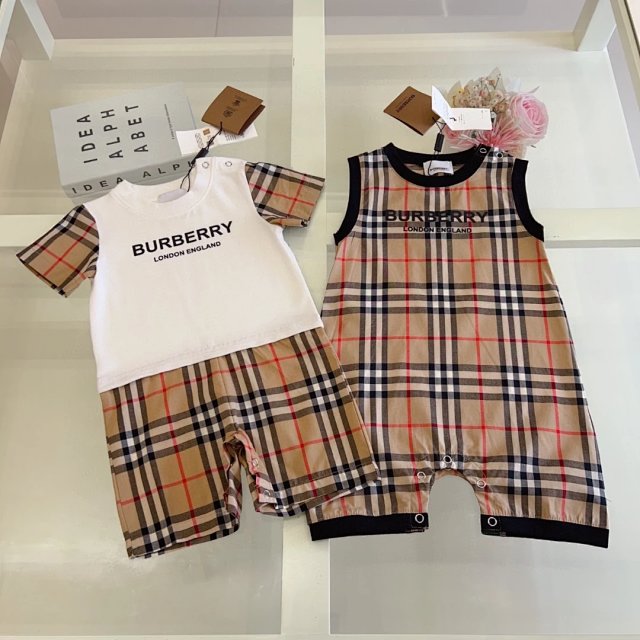 Burberry Children's Set: seller detail photo 14