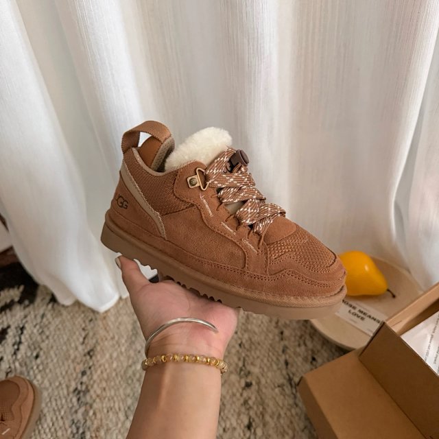 UGG Children's snow boots: seller detail photo 14