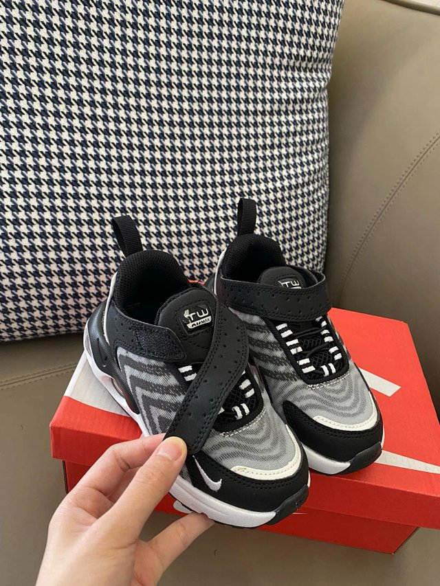 Nike children's Shoes: seller detail photo 7