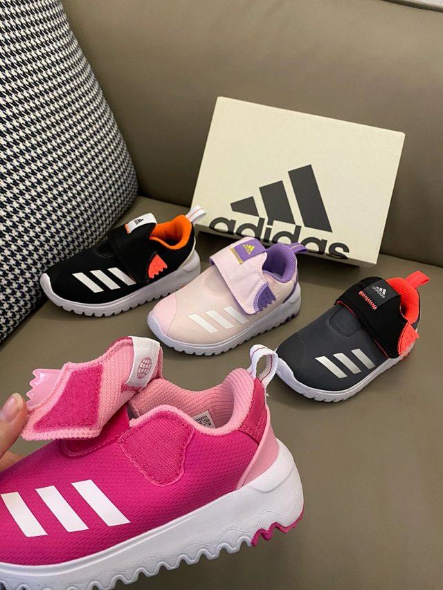 Adidas Children's Shoes: seller detail photo 6