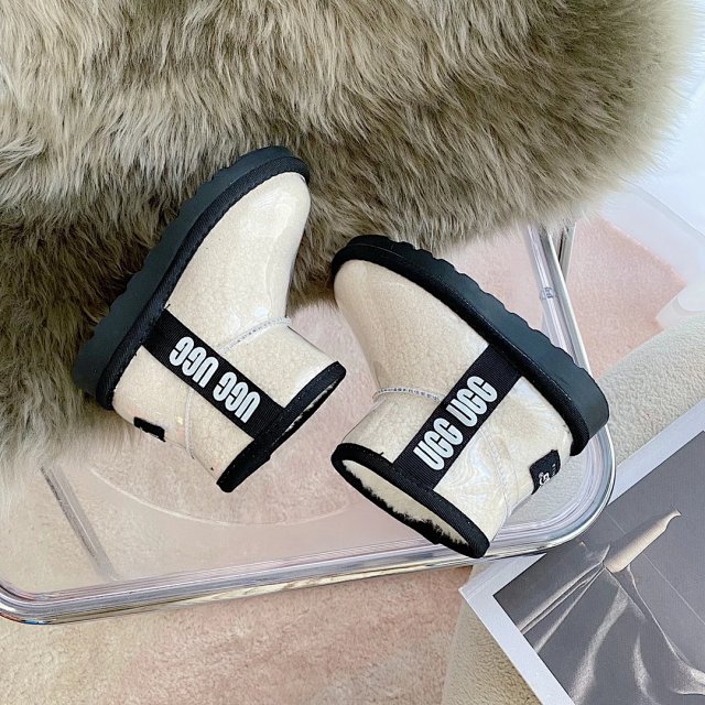 UGG Children's snow boots: seller detail photo 6