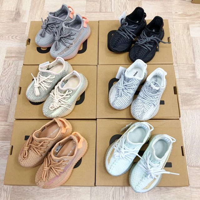 Yeezy Boost 350V2 Children's Shoes: seller detail photo 2