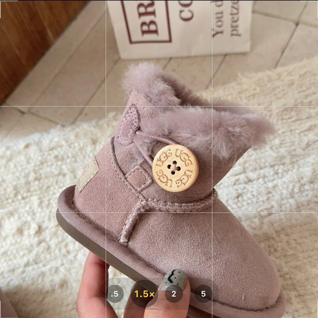 UGG Children's snow boots: seller detail photo 6