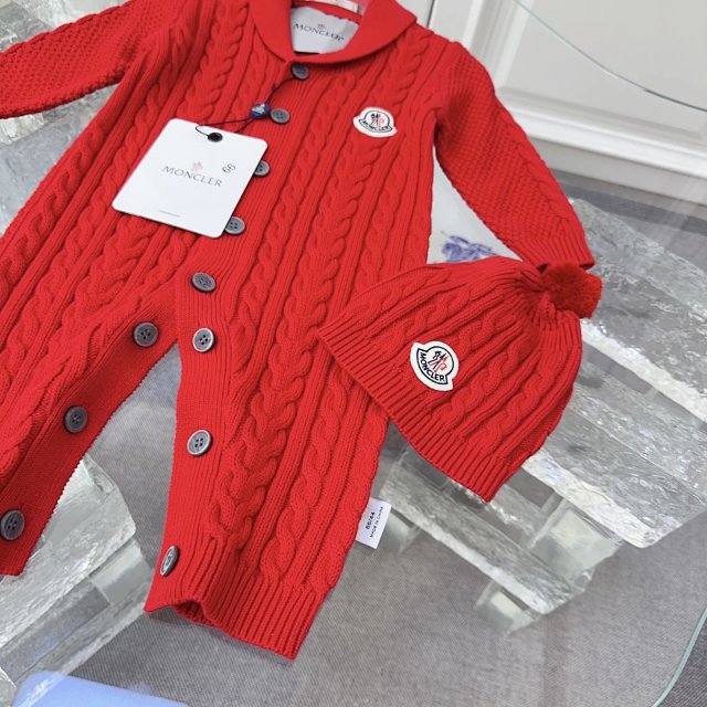 Moncler Children's Set: seller detail photo 13