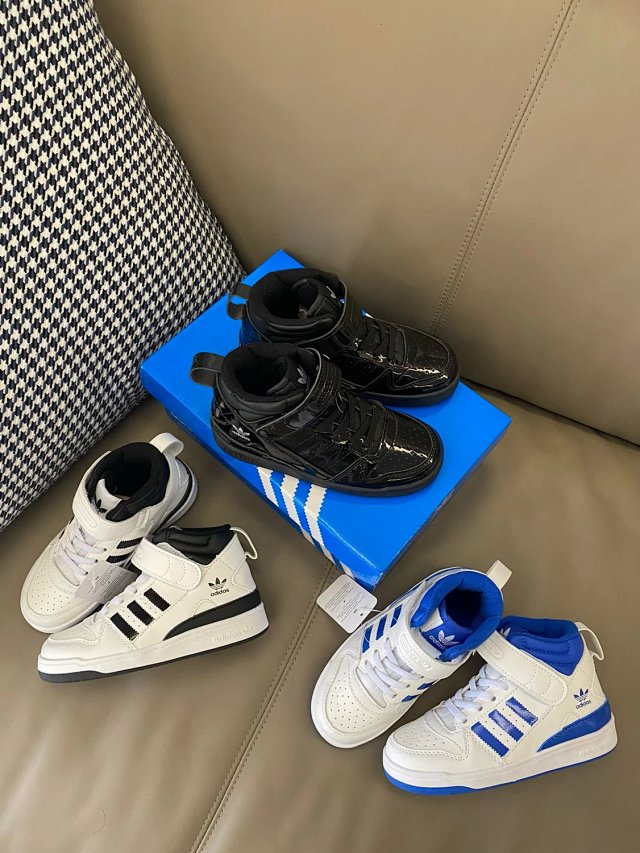 Adidas Children's Shoes: seller detail photo 5