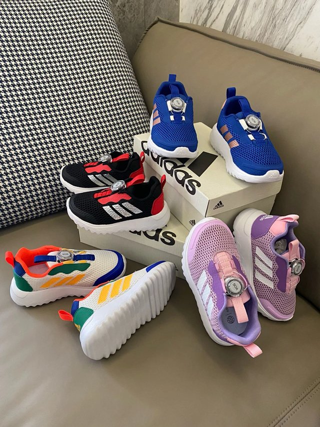 Adidas originals Children's Shoes: seller detail photo 7