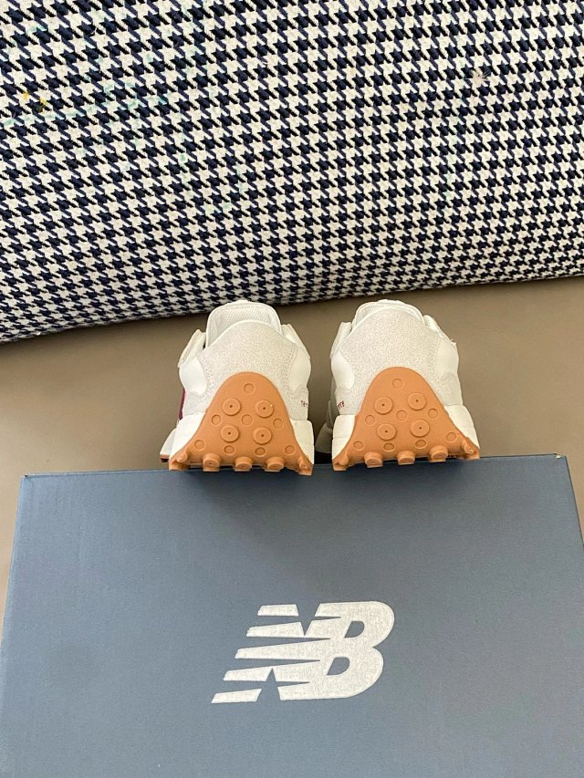 New Balance 327 children's Shoes: seller detail photo 6