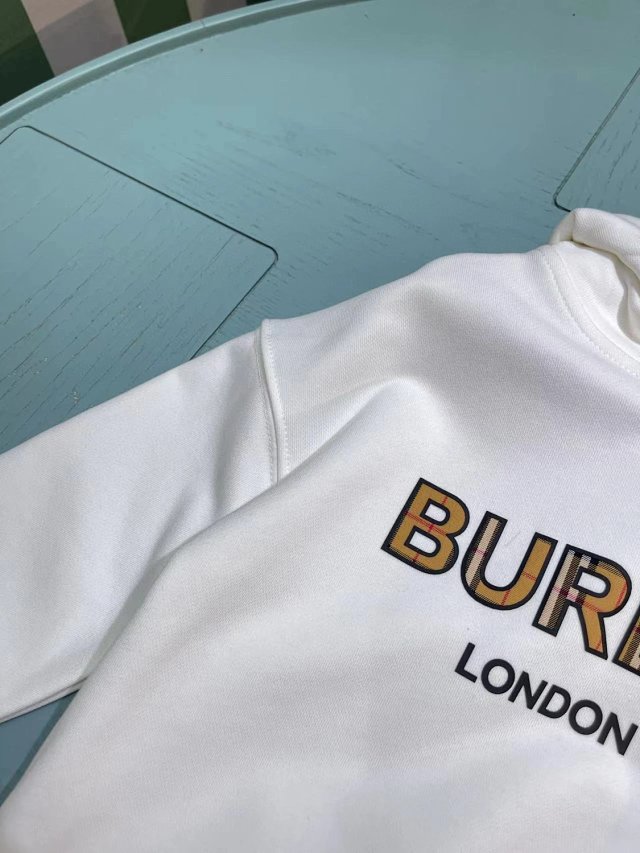 Burberry children's Hoodie: seller detail photo 12