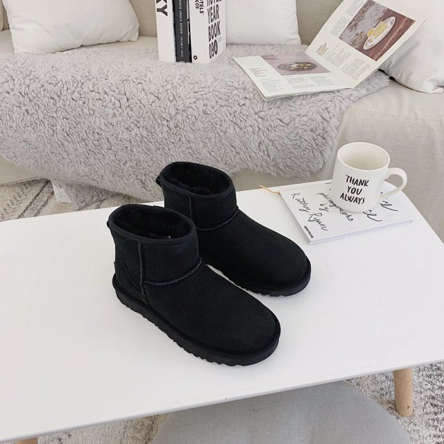 UGG Children's snow boots: seller detail photo 12