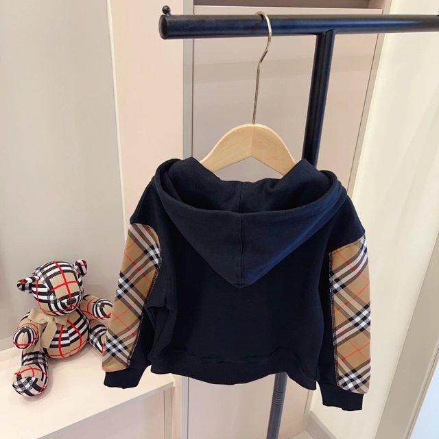 Burberry Children‘s Set: seller detail photo 8