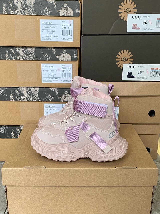 UGG Children's snow boots: seller detail photo 14