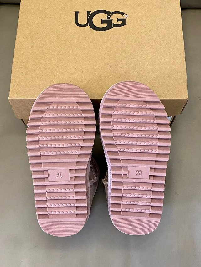 UGG Children's snow boots: seller detail photo 10