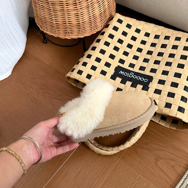 UGG Children's snow boots: seller detail photo 11