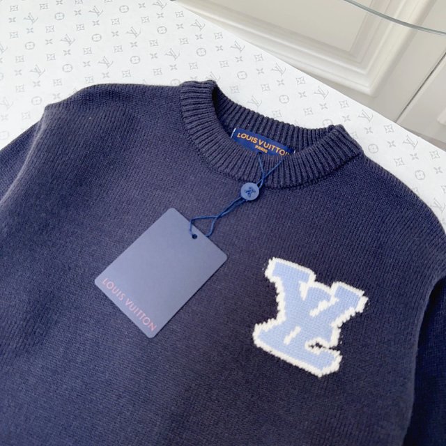 LV Louis Vuitton Children's Hoodie: seller detail photo 12