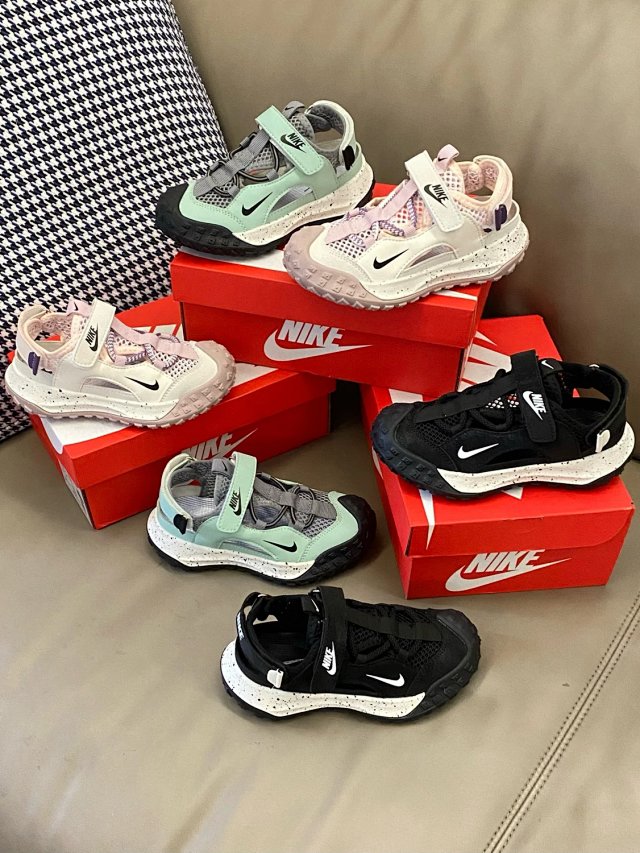 Nike Children's Slippers Shoes: seller detail photo 10