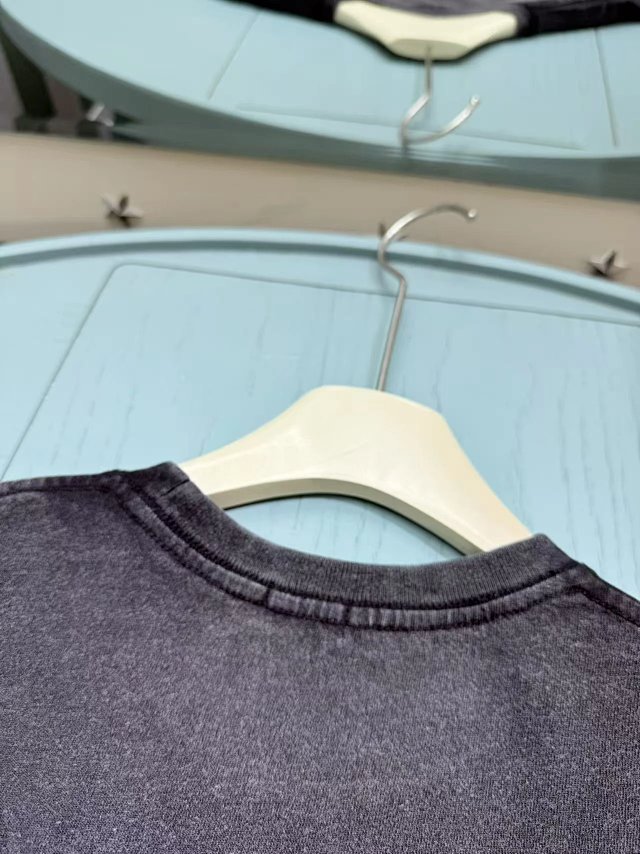 Balenciaga children's Set: seller detail photo 6