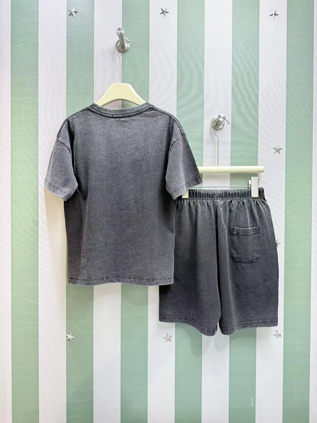 Balenciaga children's Set: seller detail photo 4