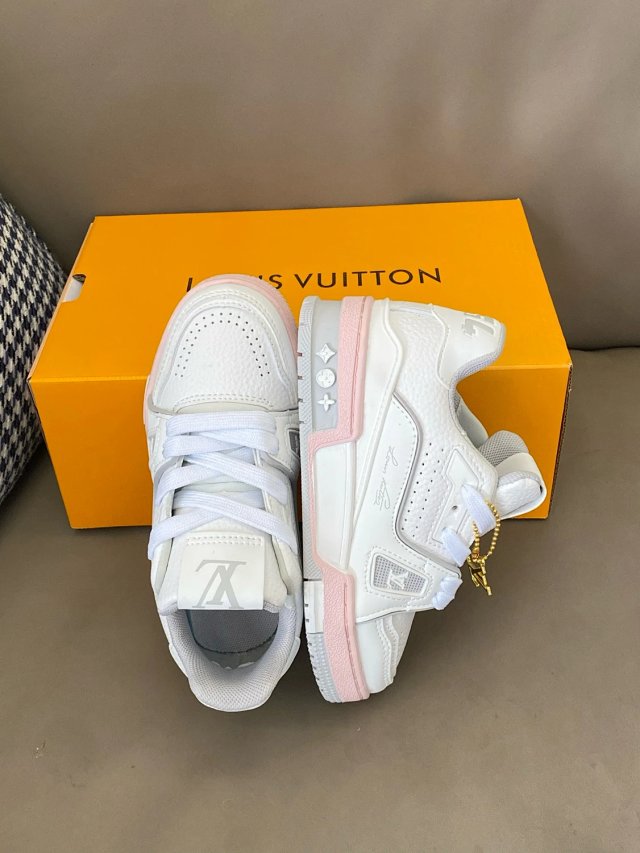 LV Louis Vuitton Trailer Children's Shoes: seller detail photo 10