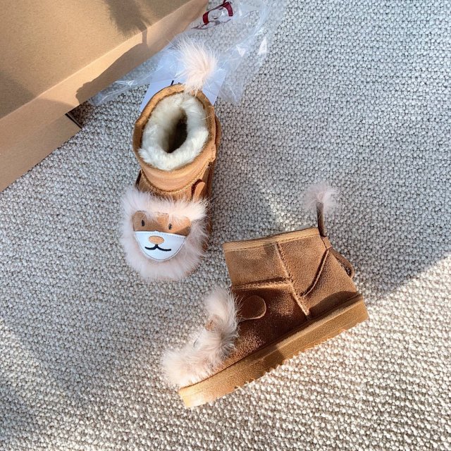 UGG Children's snow boots: seller detail photo 5