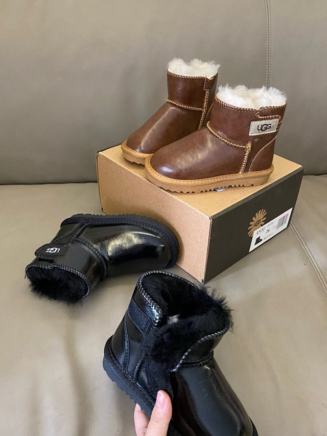 UGG Children's snow boots: seller detail photo 7