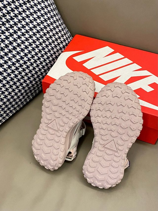 Nike Children's Slippers Shoes: seller detail photo 13