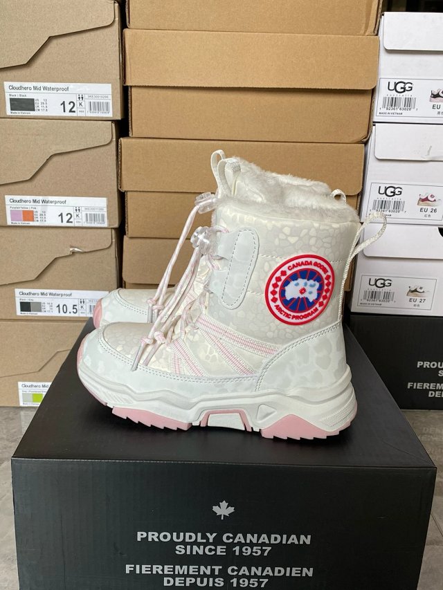 Golden Goose Children's Shoes: seller detail photo 13