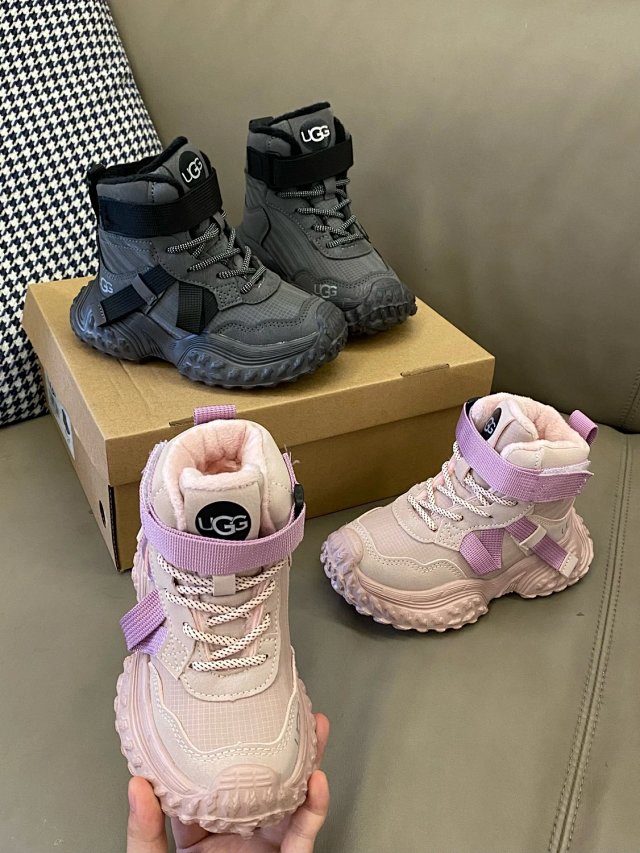 UGG Children's snow boots: seller detail photo 5