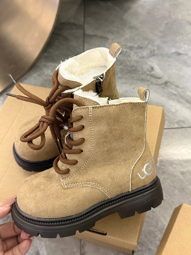 UGG Children's snow boots: seller detail photo 7