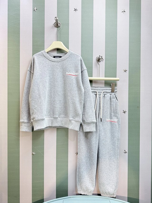 Balenciaga Children's Set: seller detail photo 1