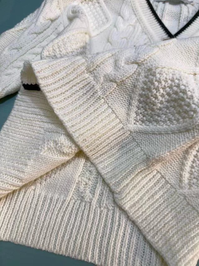 Moncler Children's Hoodie: seller detail photo 6