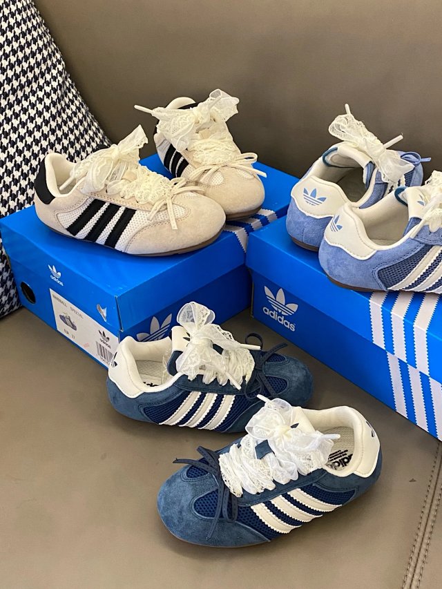 Adidas Children's Shoes: seller detail photo 10