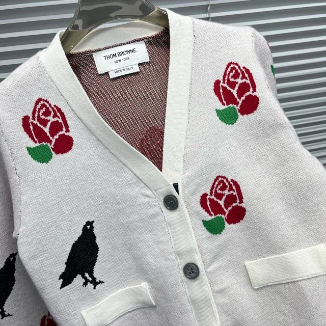 TB Browin Children's Hoodie: seller detail photo 5